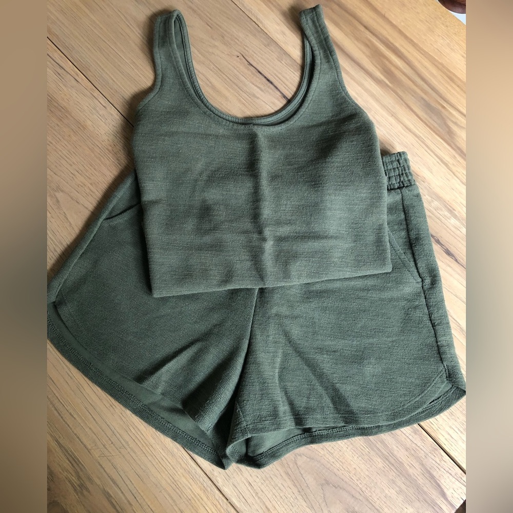 Old Navy Tank and Short Sweatset